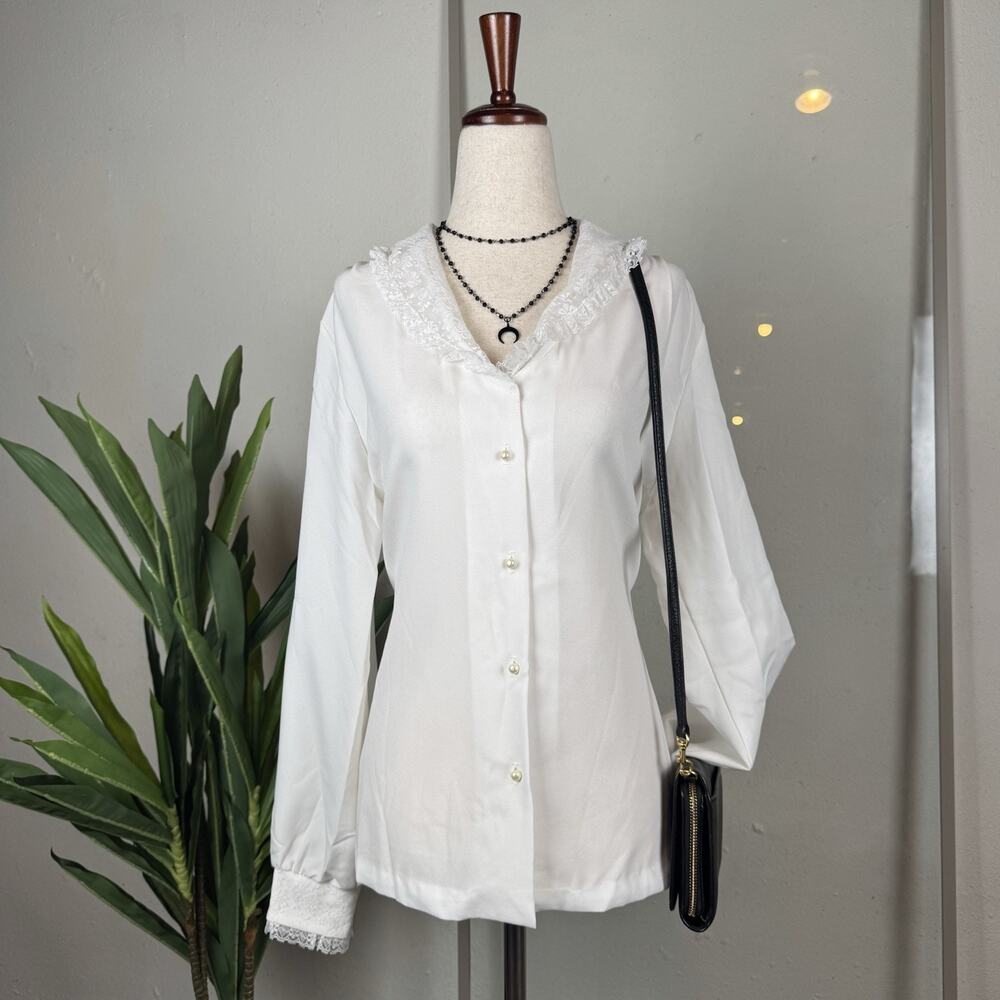 Vintage Romantic Parisian White Victorian Pearl  Buttons Lace 70s Blouse Size 14